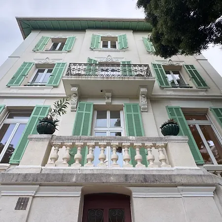 Reine Des Mers * Κάννες