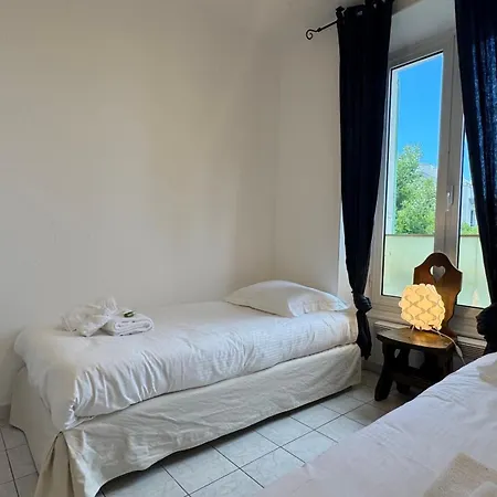 Reine Des Mers Cannes